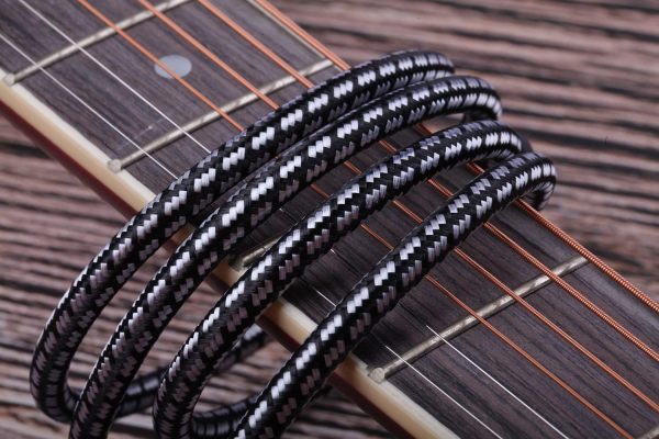 Audiophiles RCA Cable, 2RCA Male to 2RCA Male HiFi System Silvered-Plated Copper core with ferrite cores, Diameter 6.5mm (2m (6.5 Feet)) - Image 7
